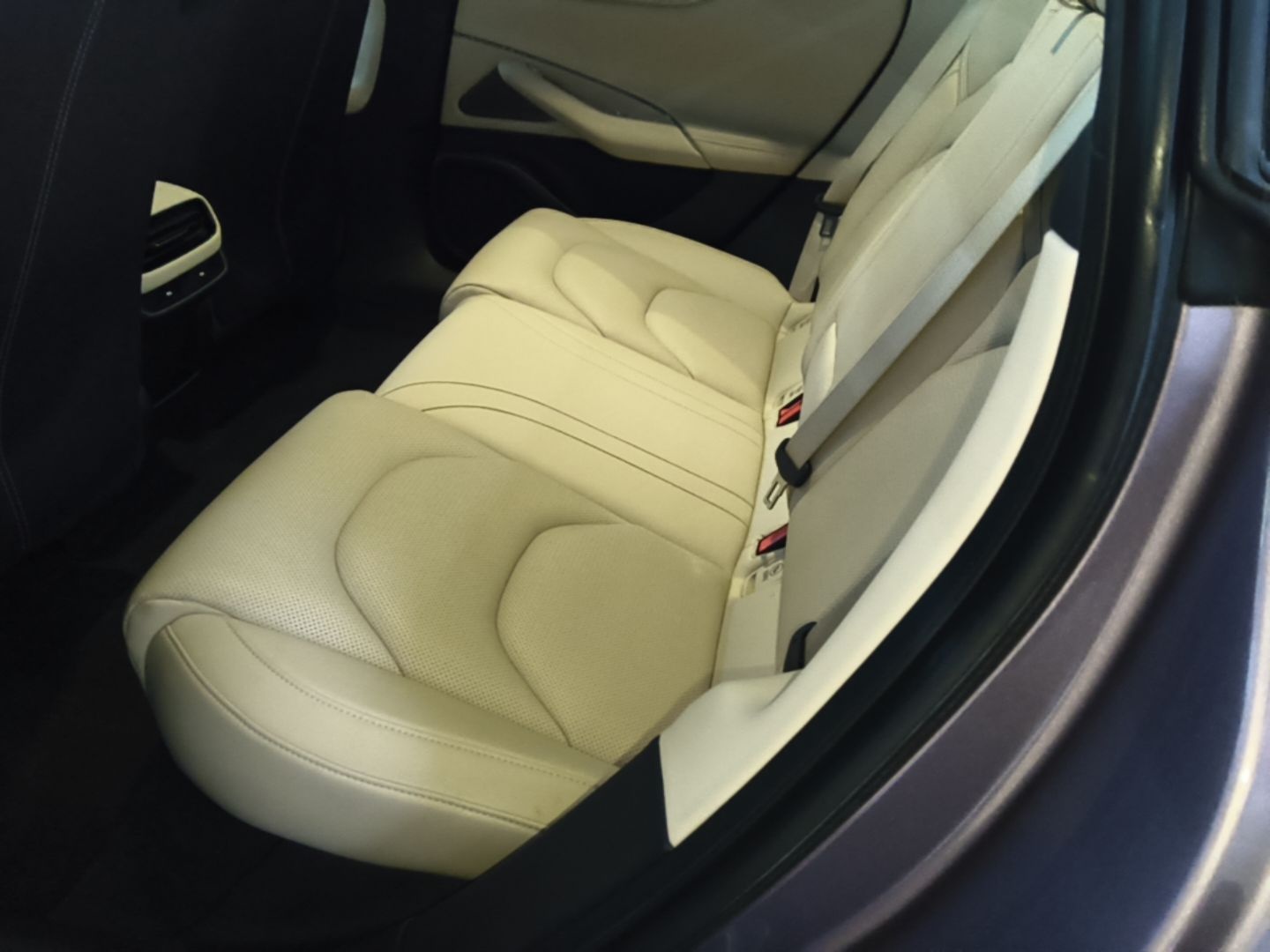 Xiaomi Auto SU7 2024 Four-Wheel Drive Ultra-Long Range Advanced Intelligent Driving Max Edition — снимка 20