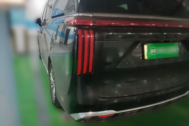 Used Wey Gaoshan 2025 Four-Wheel Drive Alpine 8
