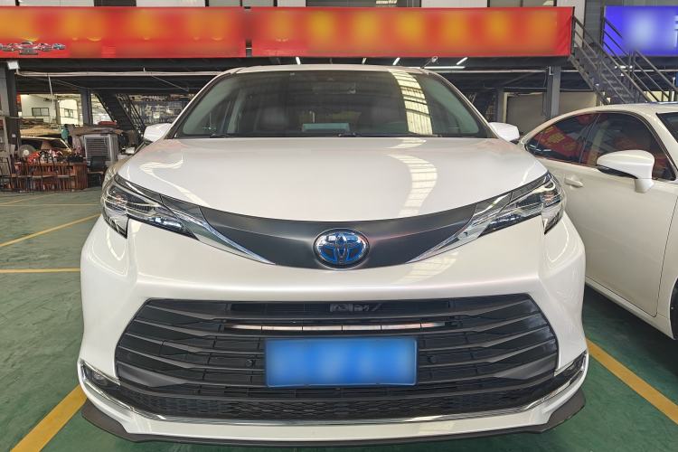 Used Toyota Sienna 2021 2.5L Hybrid Comfort Edition
