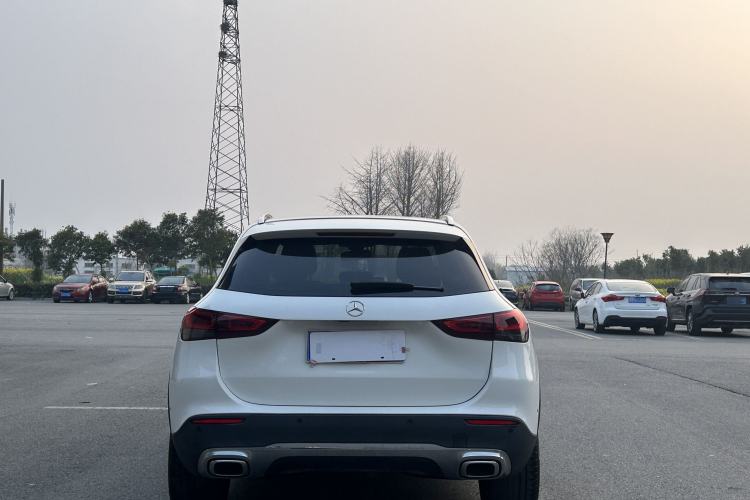 Used Mercedes-Benz GLA 2022 GLA 200 Exterior 8