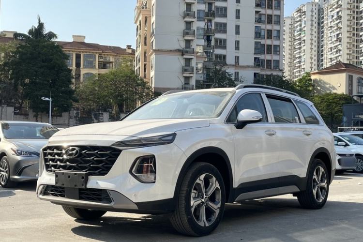 Used Hyundai Santa Fe 2023 Traveler 380T GDi Automatic Two-Wheel Drive GLX Elite Edition