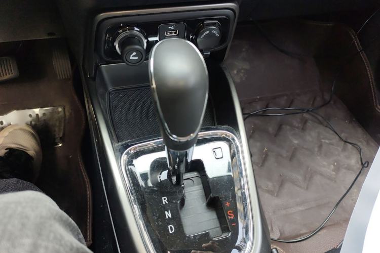 Used Changan CS15 2016 1.5L Automatic Fashion Edition
