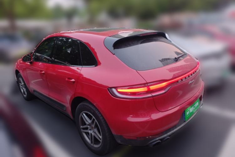 Used Porsche Macan 2020 Macan 2.0T Rear Left 45 Deg