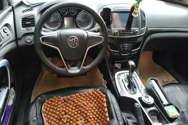 Used Buick Regal 2015 1.6T Leading Technology Model Center Console