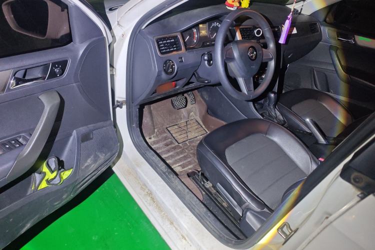 Used Skoda Rapid Spaceback 2016 1.6L Automatic Chuanxing Edition
