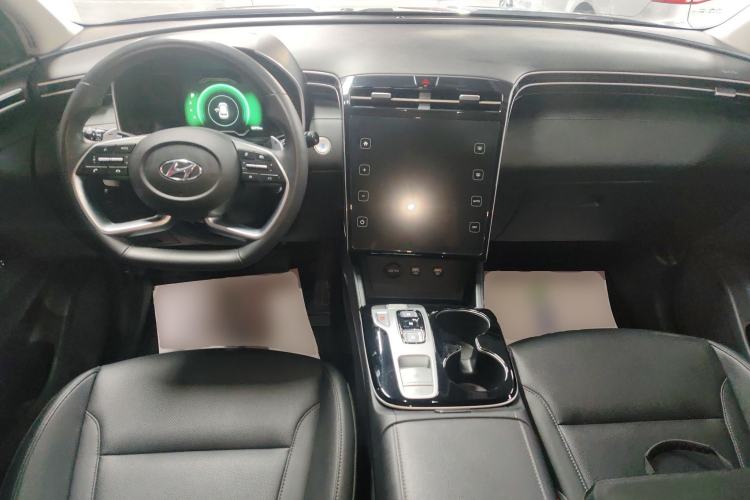 Used Hyundai Tucson 2021 Tucson L 1.5T DCT GLX Elite Edition Center Console