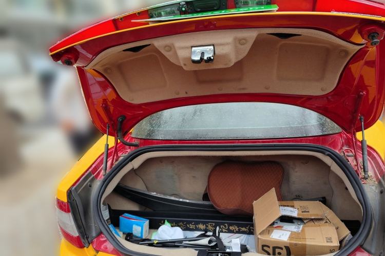 Used Maserati GranTurismo 2007 4.2L Standard Edition Trunk