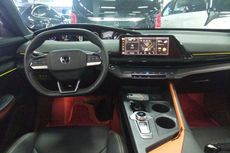 Used CHANGAN UNI-V iDD 2023 Zhidian iDD 1.5T 113km Smart & Fun Version (Rapid Edition)
