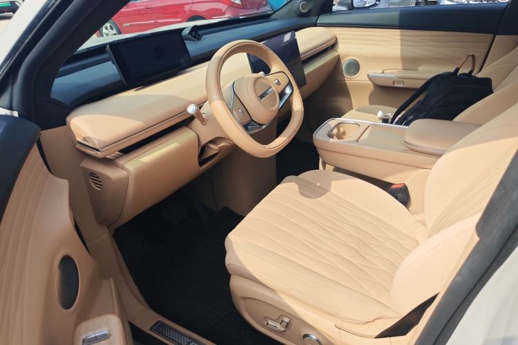 Used EXEED Star Era ET 2024 Extended-Range 240 Ultra All-Wheel Drive Left Front Seat