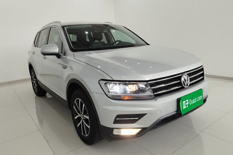 Used Volkswagen Tiguan L 2018 Facelift 330TSI Automatic Two-Wheel Drive Luxury Edition Exterior 1