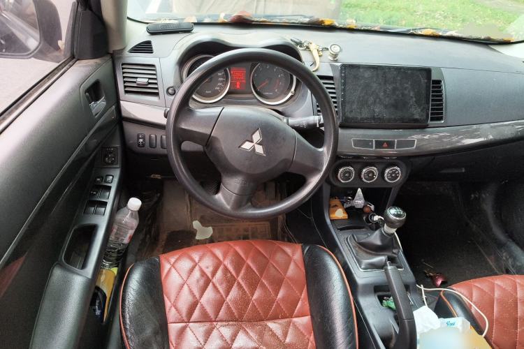 Used Mitsubishi Lancer EX 2013 Fashion Edition 1.8L Manual Comfort Version
