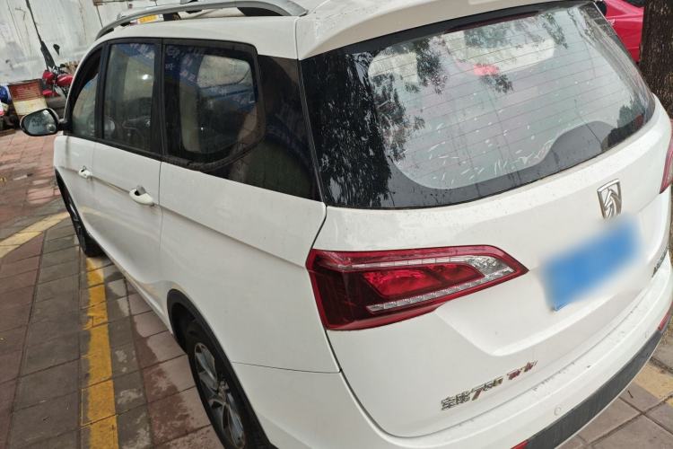 Used Baojun 730 2019 1.5T CVT Fashion Model 7 Seats China VI Emission Standard
