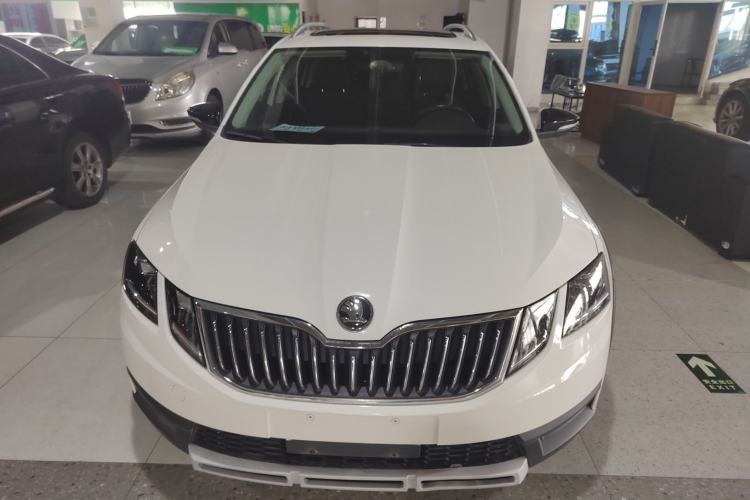 Used Skoda Octavia 2018 Station Wagon TSI280 DSG Luxury Edition Front