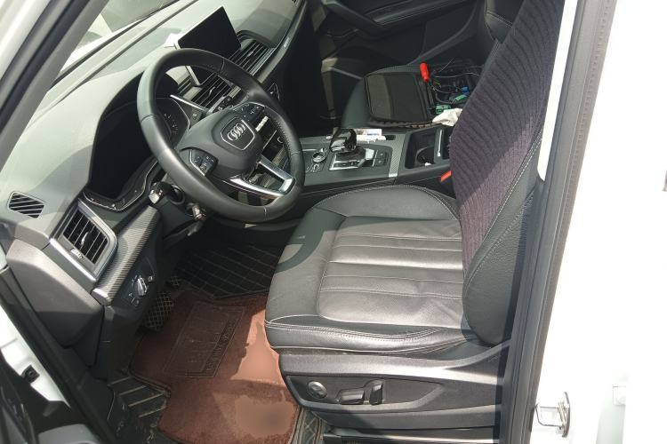 Used Audi Q5L 2020 45 TFSI Prestige Fashion Model Left Front Seat