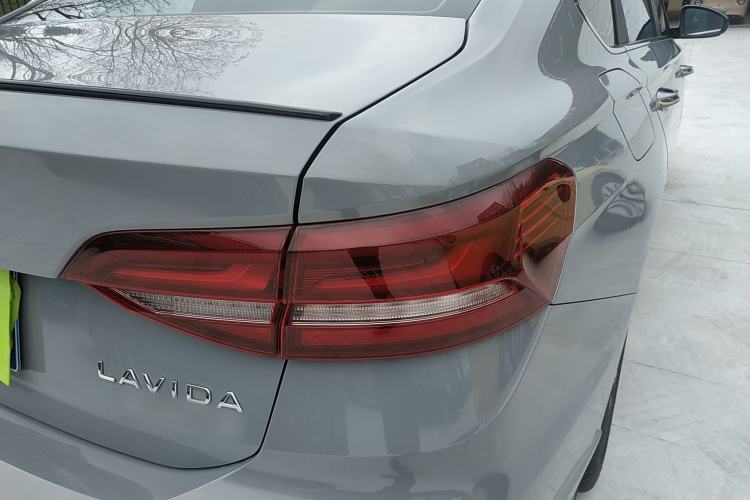 Used Volkswagen Lavida 2023 300TSI DSG Starry Full-Comfort Edition
