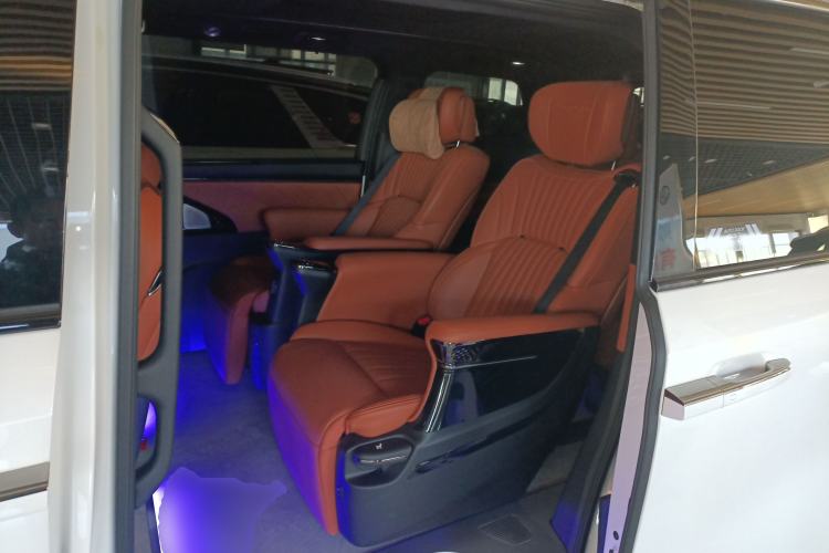 Used GAC Trumpchi M8 2025 Zongshi Series Super Hybrid Edition
