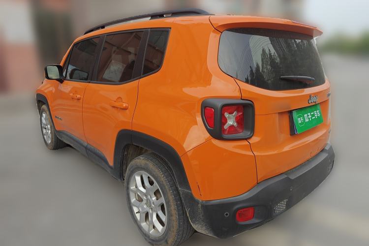 Used Jeep Renegade 2018 Connected Large Screen Version 180T Automatic High-Energy Edition Rear Left 45 Deg