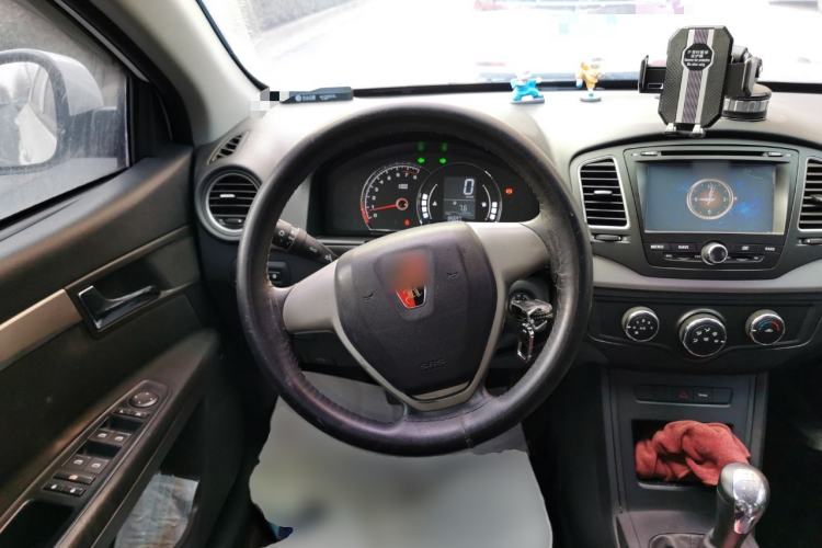 Used Roewe 350 2015 1.5L Manual Luxury Sunroof Edition