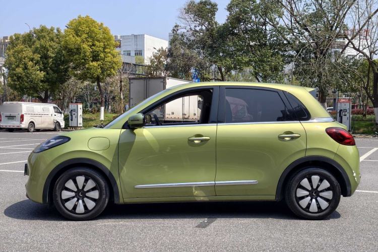 Used Wuling Bingo 2023 333 km Lingxi Connected Version Exterior 3