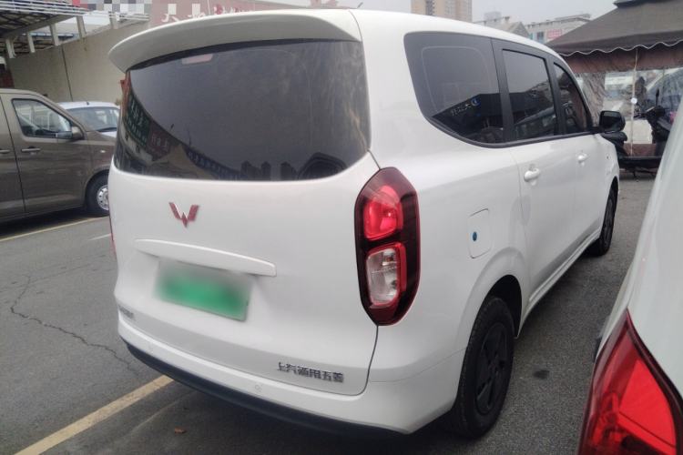 Used Wuling Hongguang New Energy 2025 Extended-Range Hybrid 50KM Comfort Version
