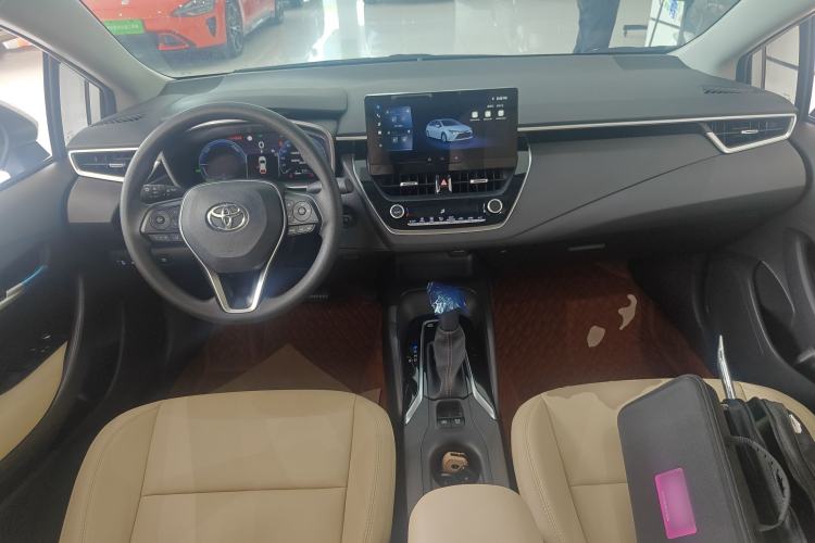 Used Toyota Levin 2024 Smart Electric Hybrid Dual-Engine 1.8L Luxury Edition Center Console