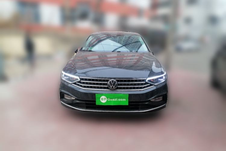 Used Volkswagen Magotan 2023 2 Million Units Commemorative Edition 330TSI DSG Luxury Version Front