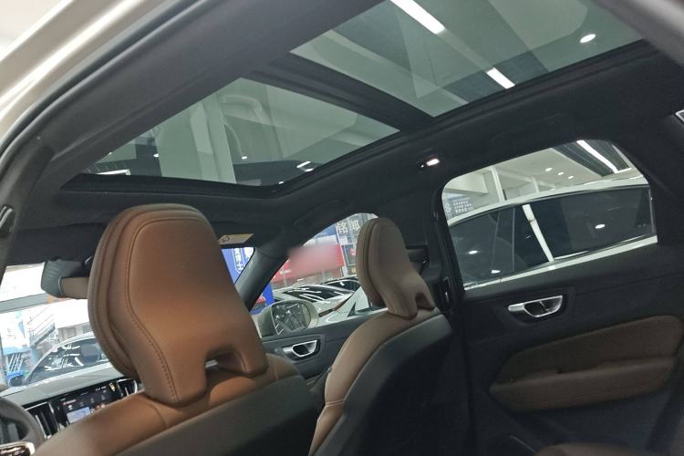 Used Volvo XC60 2025 B5 Four-Wheel Drive Smart & Advanced Luxury Edition