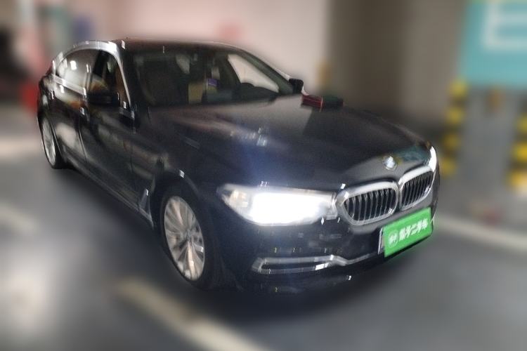 Used BMW 5 Series 2019 Facelifted 530Li Leading Edition Luxury Package
