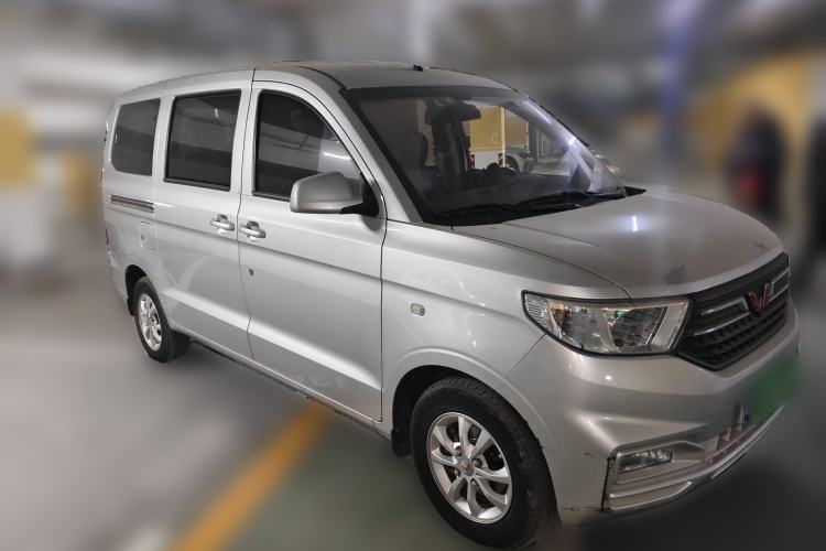 Used Wuling Hongguang V 2021 1.5L Refreshed Enjoyment Edition LAR
