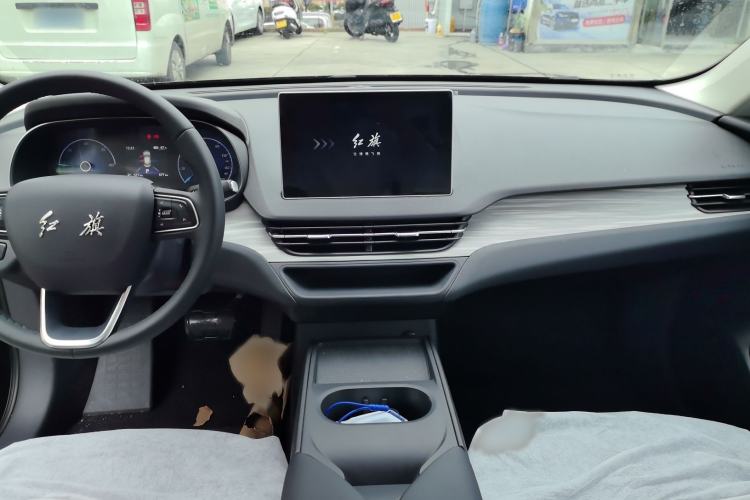 Used Hongqi E-QM5 2025 500km Range Commuter Version
