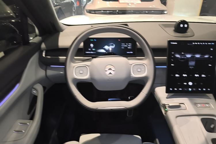 Used Nio ES8 2024 75 kWh Executive Edition
