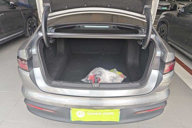 Used BYD Seal 05 DM-i 2025 DM-i Intelligent Drive 120KM Flagship Model Trunk