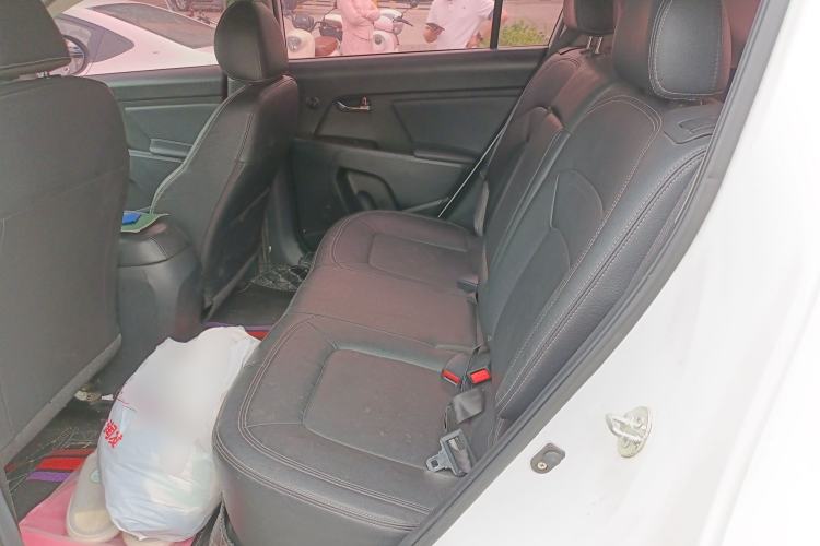 Used Kia Sportage R 2014 2.0L Automatic Two-Wheel Drive GLS Trim