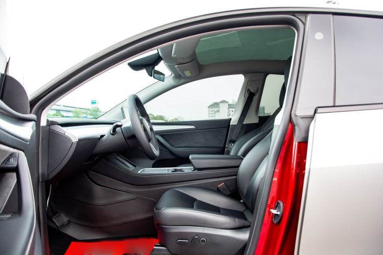 Used Tesla Model Y 2024 Rear-Wheel-Drive Version