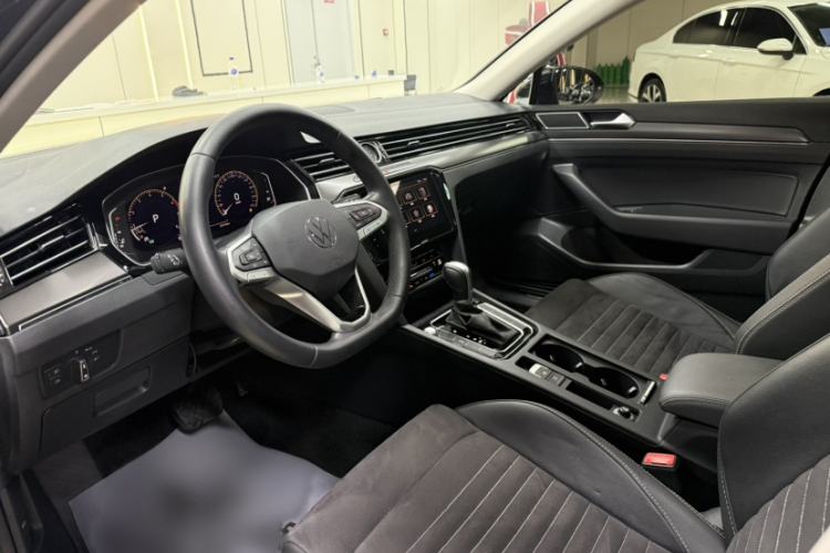 Used Volkswagen Magotan 2020 330TSI DSG Luxury Edition
