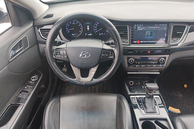 Used Hyundai Mistra 2014 1.8L Automatic Smart GLS Steering Wheel