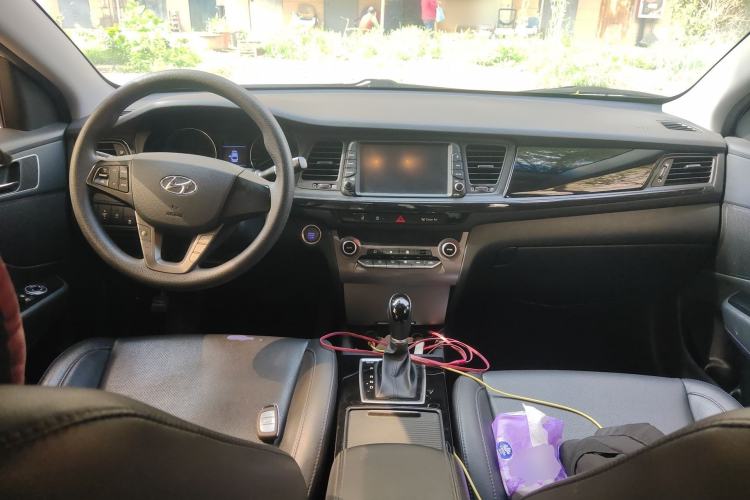 Used Hyundai Mistra 2017 1.8L Automatic Smart GLS China V Standard Center Console