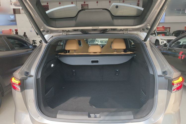 Used Roewe RX5 New Energy 2023 eRX5 Super Hybrid Prestige Edition Trunk