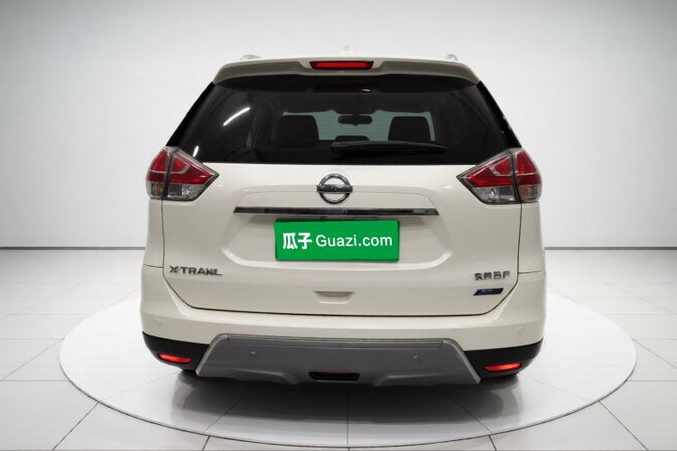 Used Nissan X-Trail 2015 2.0L CVT Comfort MAX Edition 2WD
