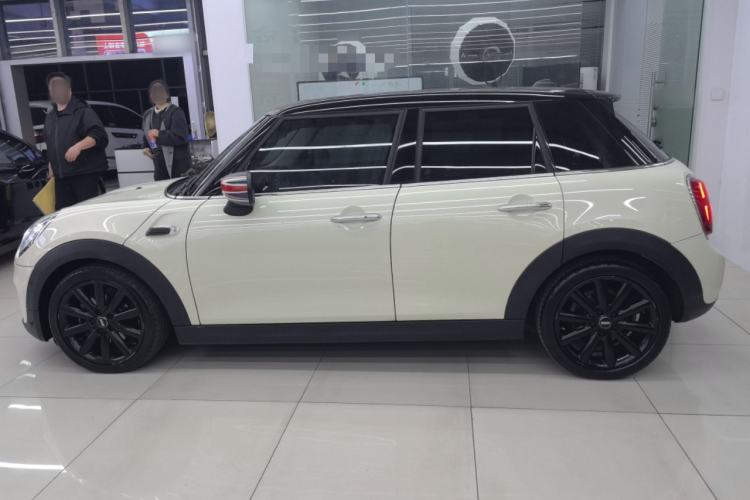 Used MINI MINI 2019 1.5T COOPER Artist Five-Door Edition