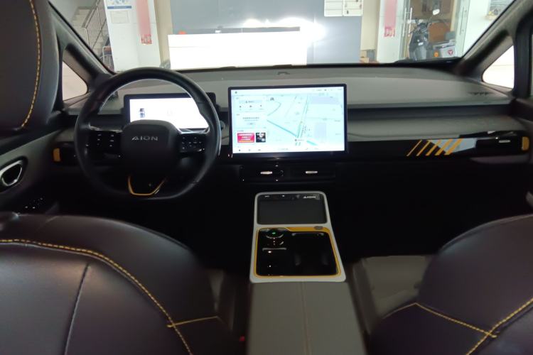 Used AION Y 2022 70 Intelligent Edition Lithium Iron Phosphate Center Console