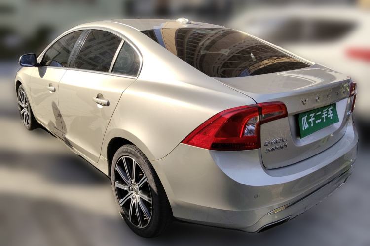 Used Volvo S60 2018 S60L T5 Intelligent Drive Progressive Edition

