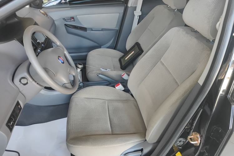 Used Geely Auto Diamond 2013 1.5L Manual Elite Model
