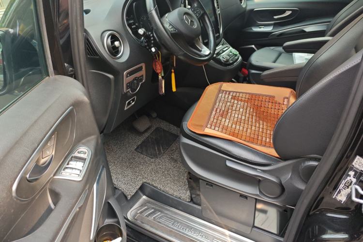 Used Mercedes-Benz Vito 2020 2.0T Business Version 7 Seats Driver Seat