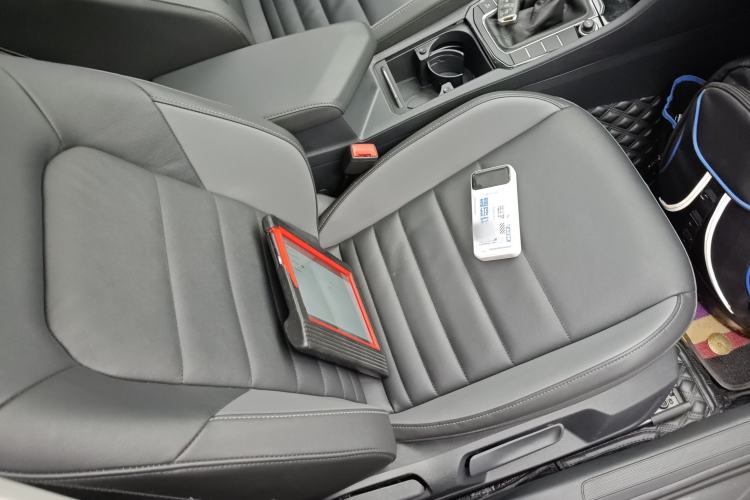 Used Volkswagen Sagitar 2021 200TSI DSG Excellence Edition Right Front Seat