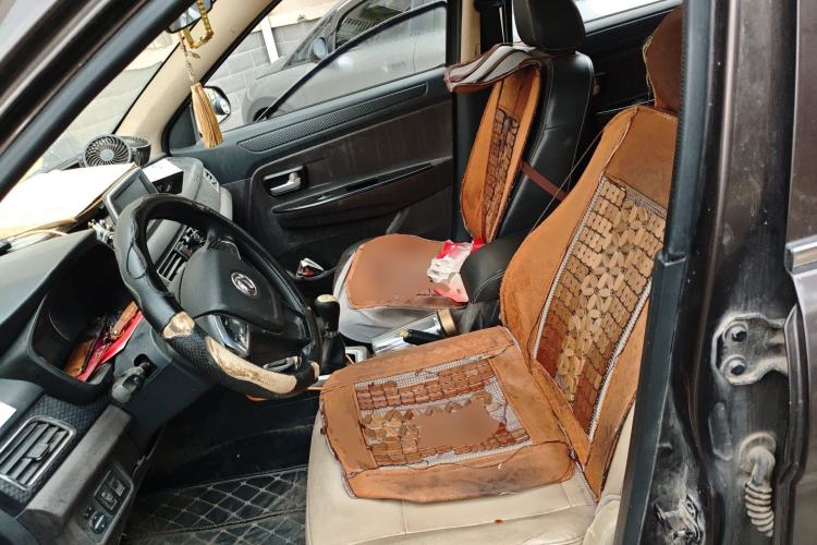 Used Dongfeng Fengon 330 2019 1.5L 330S Manual Luxury Van China VI Standard Left Front Seat