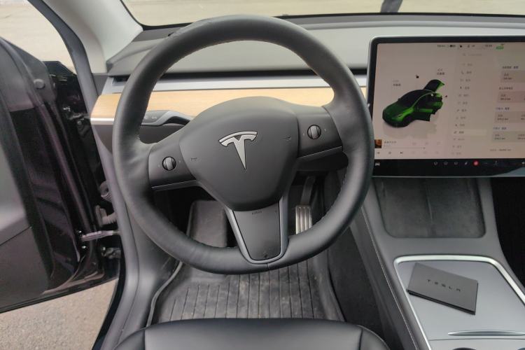 Used Tesla Model Y 2022 Rear-Wheel-Drive Version