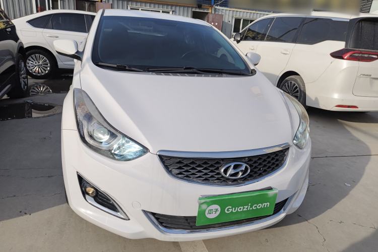 Used Hyundai Elantra (5th Generation / Langdong) 2016 1.6L Automatic Smart Version