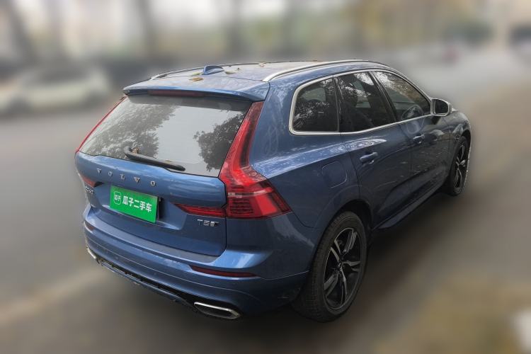 Used Volvo XC60 2018 T5 4x4 Smart & Sporty Edition
