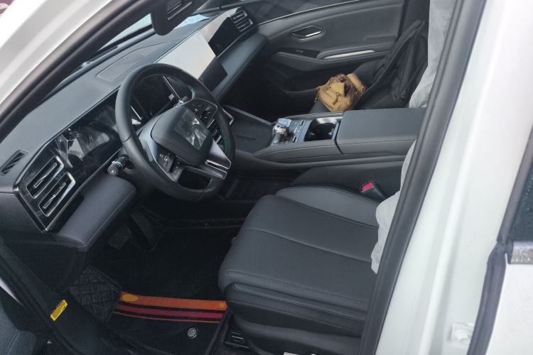 Used BYD Qin L 2024 DM-i 120KM Beyond Model
